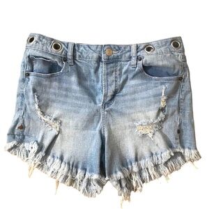 Altar'd State Distressed Grudge Raw Hem Denim Jean Shorts Grommet Belt L…